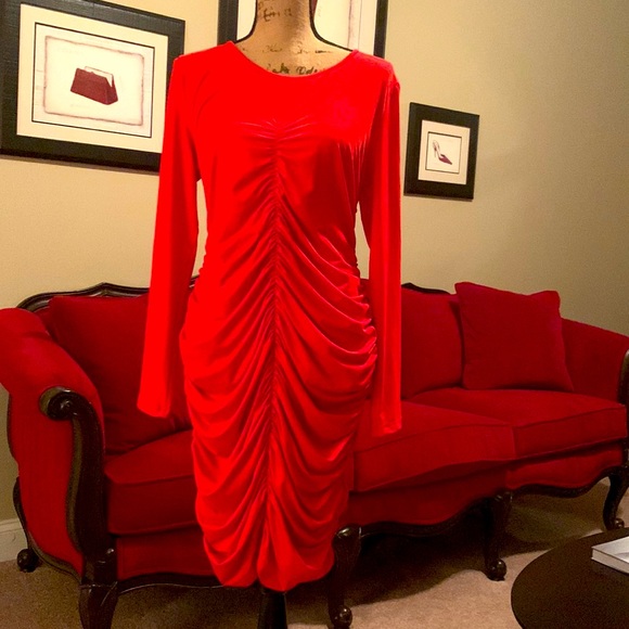 Dresses & Skirts - Very Cute Red Party Dress!! 🤩🤩